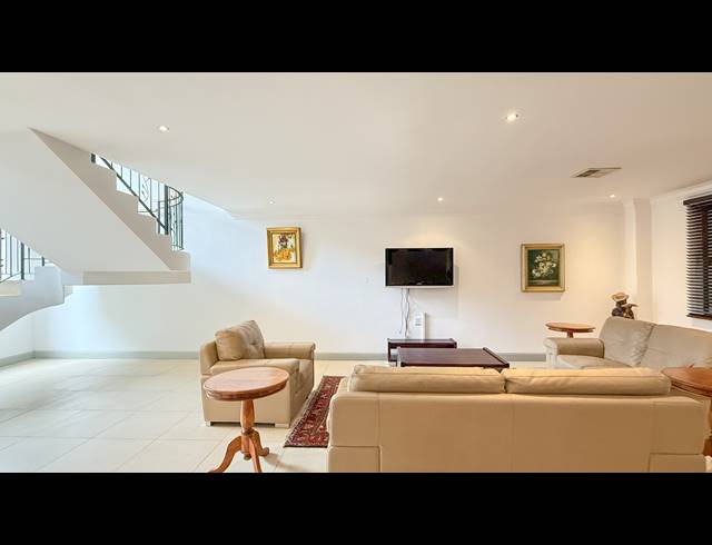3 BEDROOM TOWNHOUSE TO LET IN ZIMBALI ESTATE